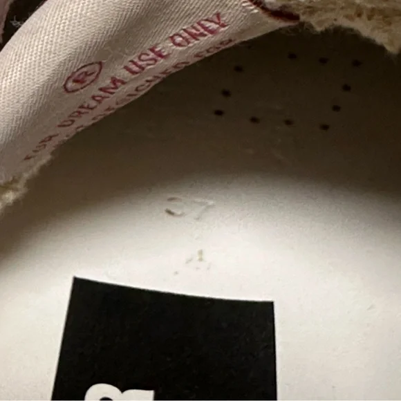 Golden Goose Hi Star Zebra 37 - Picture 6 of 6